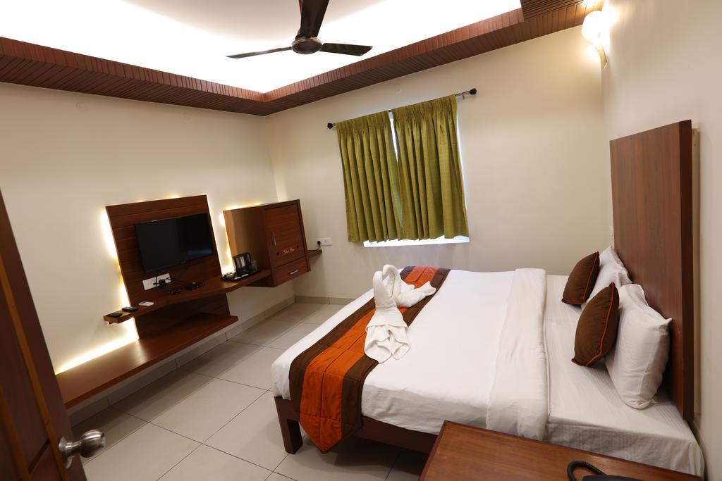 Hotel Raj Residency Puducherry Exterior foto