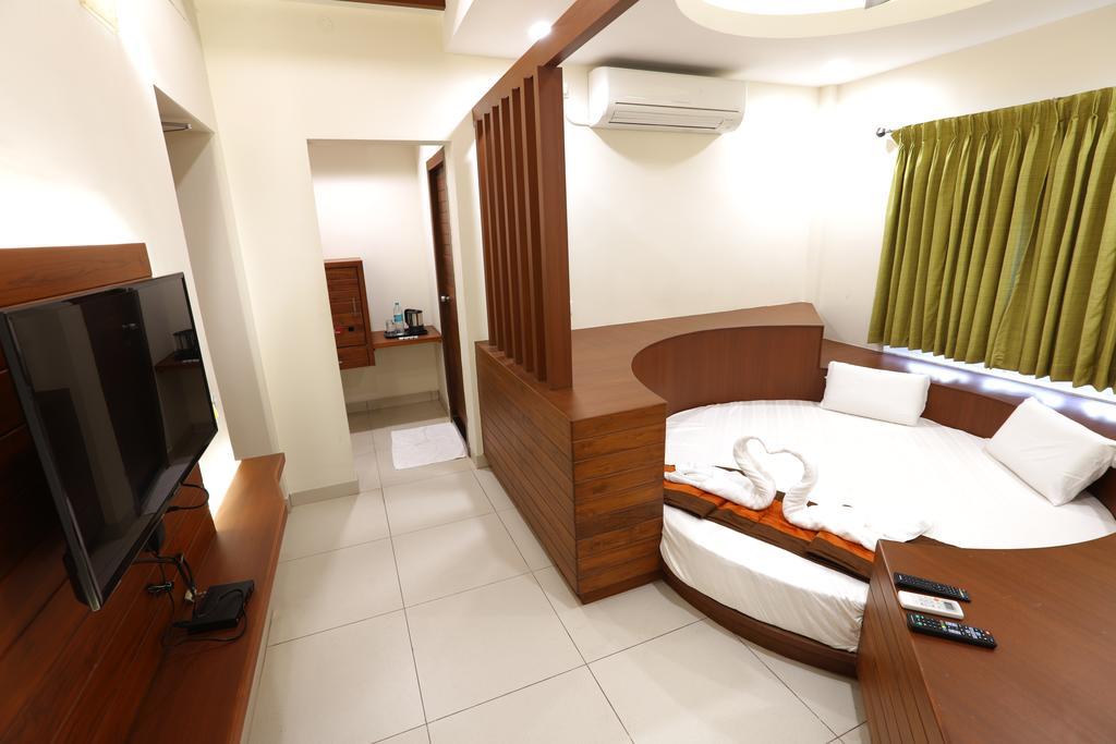 Hotel Raj Residency Puducherry Exterior foto