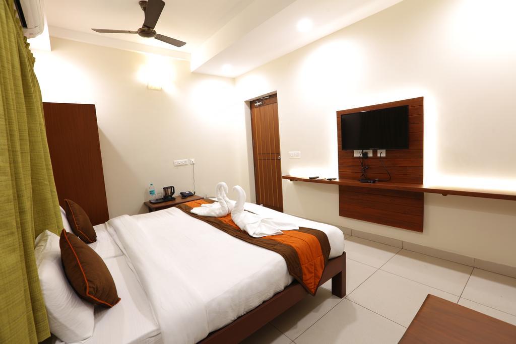 Hotel Raj Residency Puducherry Exterior foto